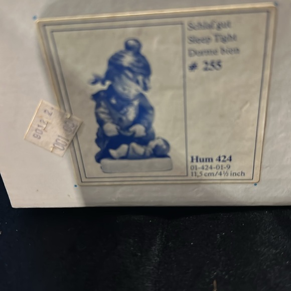 Goebel Hummel “Sleep Tight” #255 with original box. - Picture 6 of 6